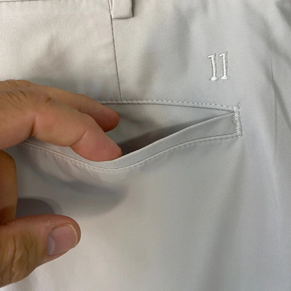 Walter Hagen Eleven Mens Golf Pants Beige Khaki Straight Leg 34x32 Performance